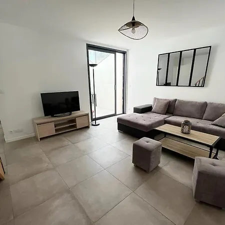 Gospodarstwo wiejskie Maison Hyper Centre 3